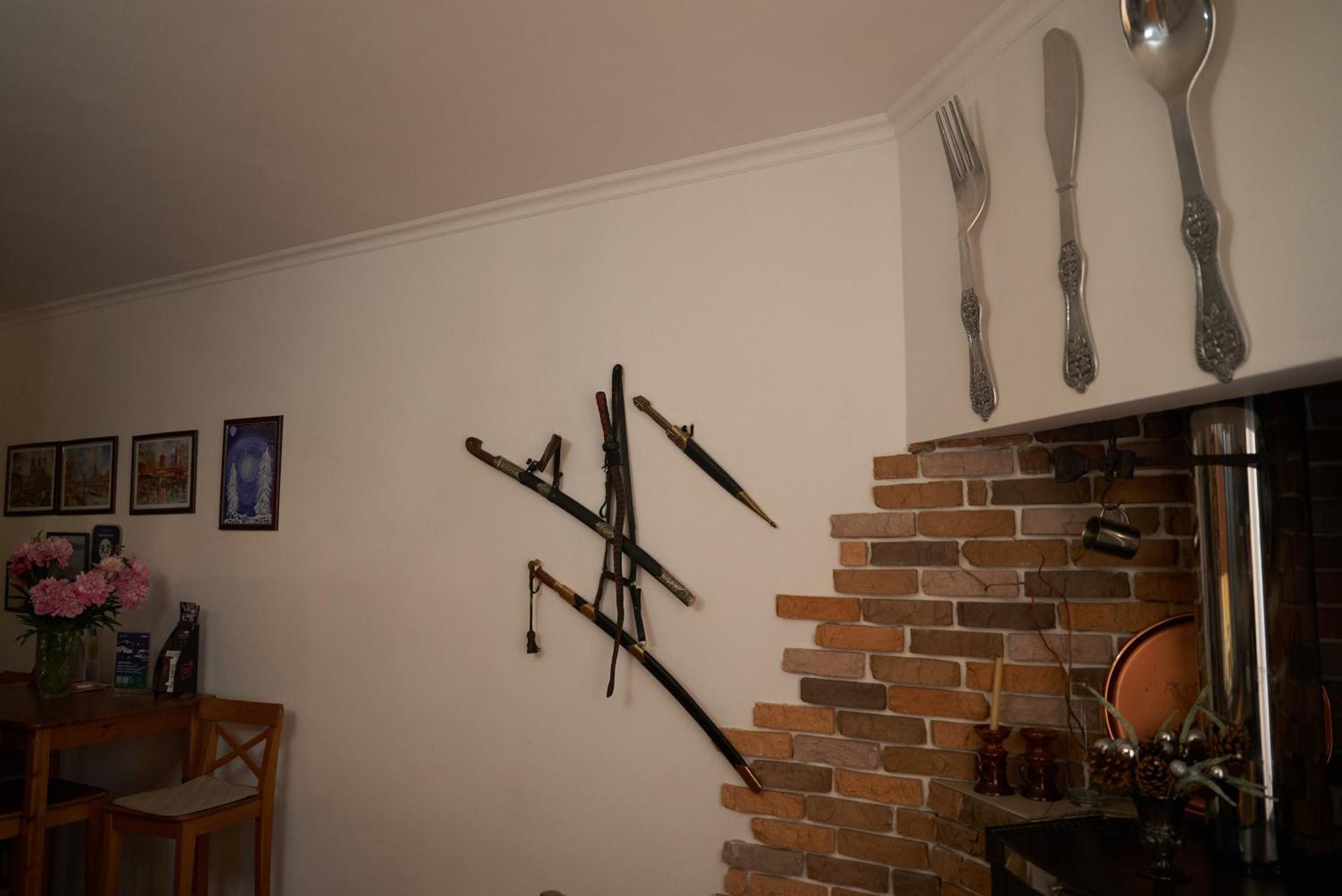 Argo Guest House Каракол Екстер'єр фото