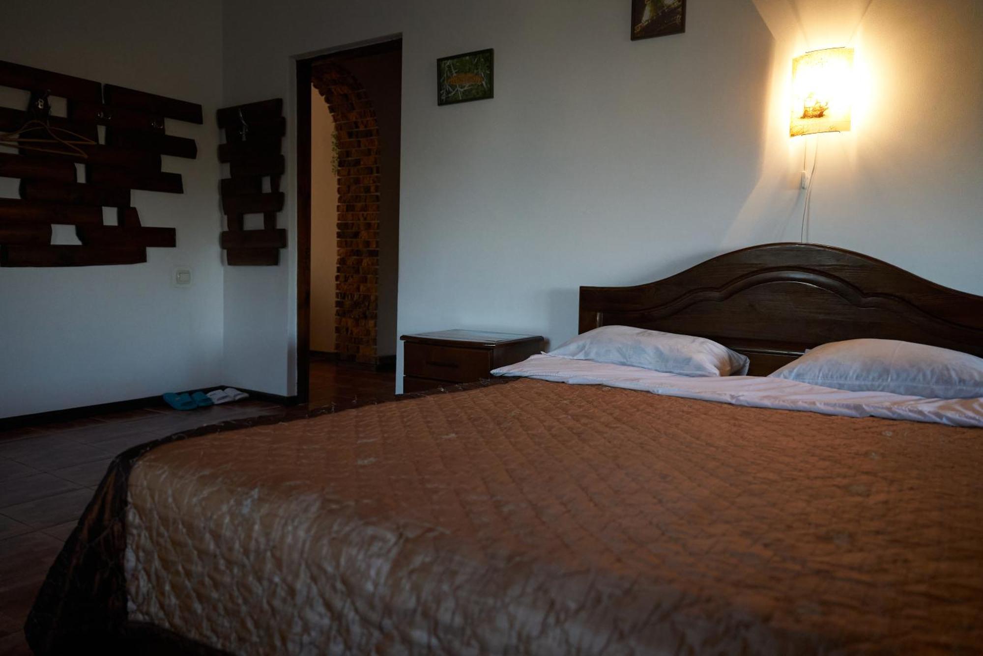 Argo Guest House Каракол Екстер'єр фото